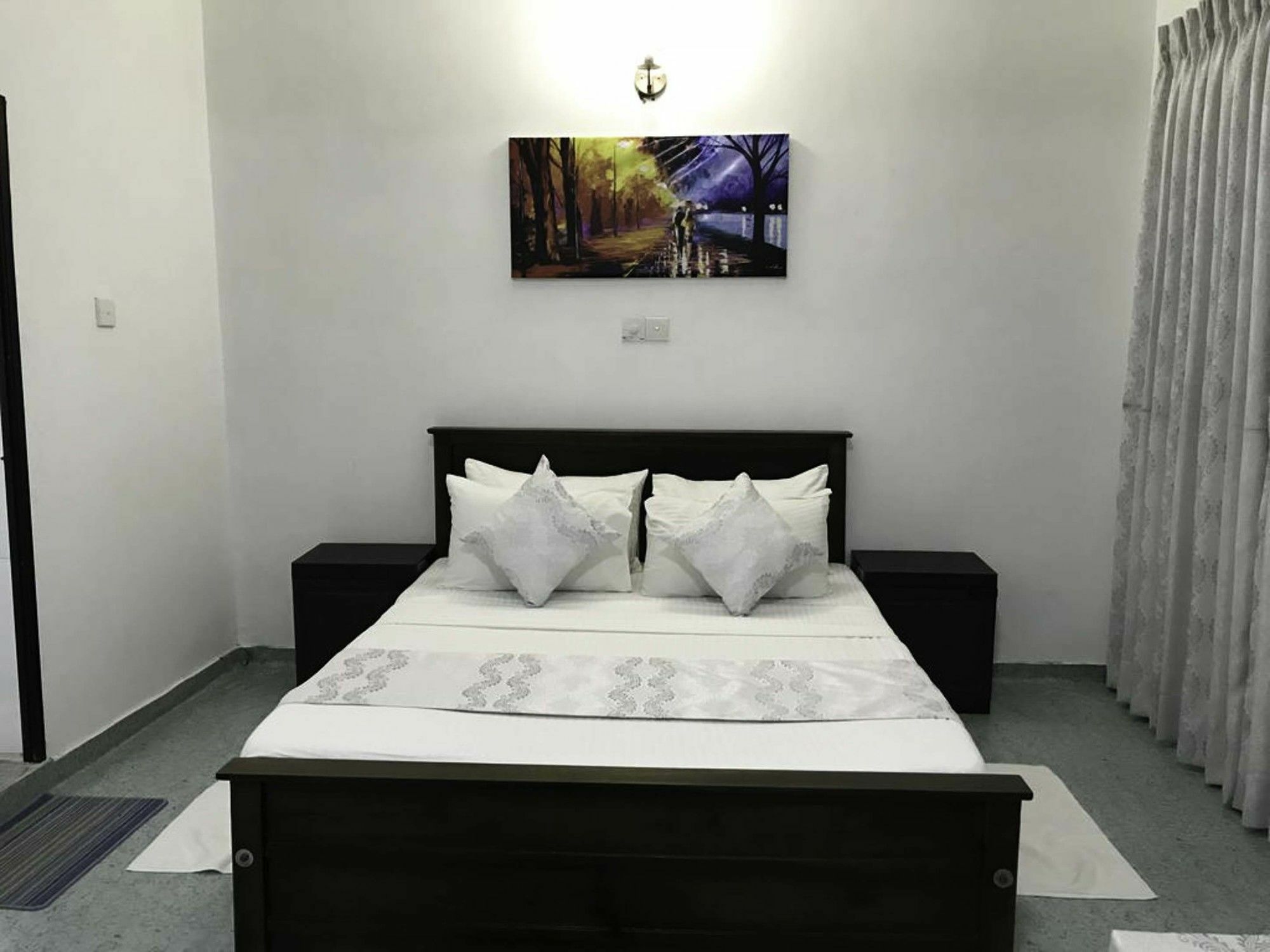 Yoho Travellers Residence Kandy Bagian luar foto