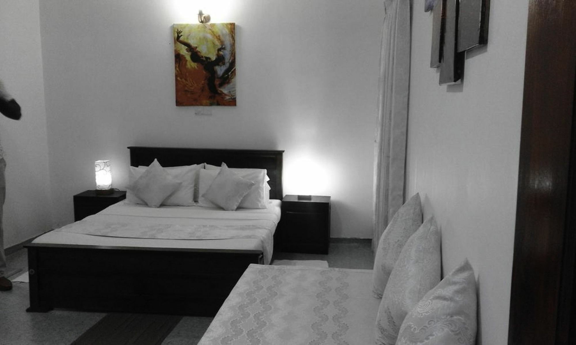 Yoho Travellers Residence Kandy Bagian luar foto